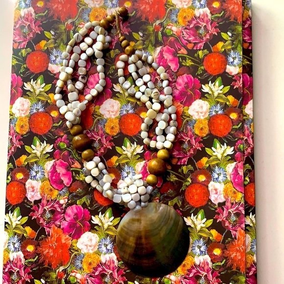 Abalone shell pendant Natural elements beaded necklace multi layer - Picture 6 of 6